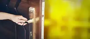 Razones para Instalar una Cerradura Antibumping - Cerrajero 24 Horas